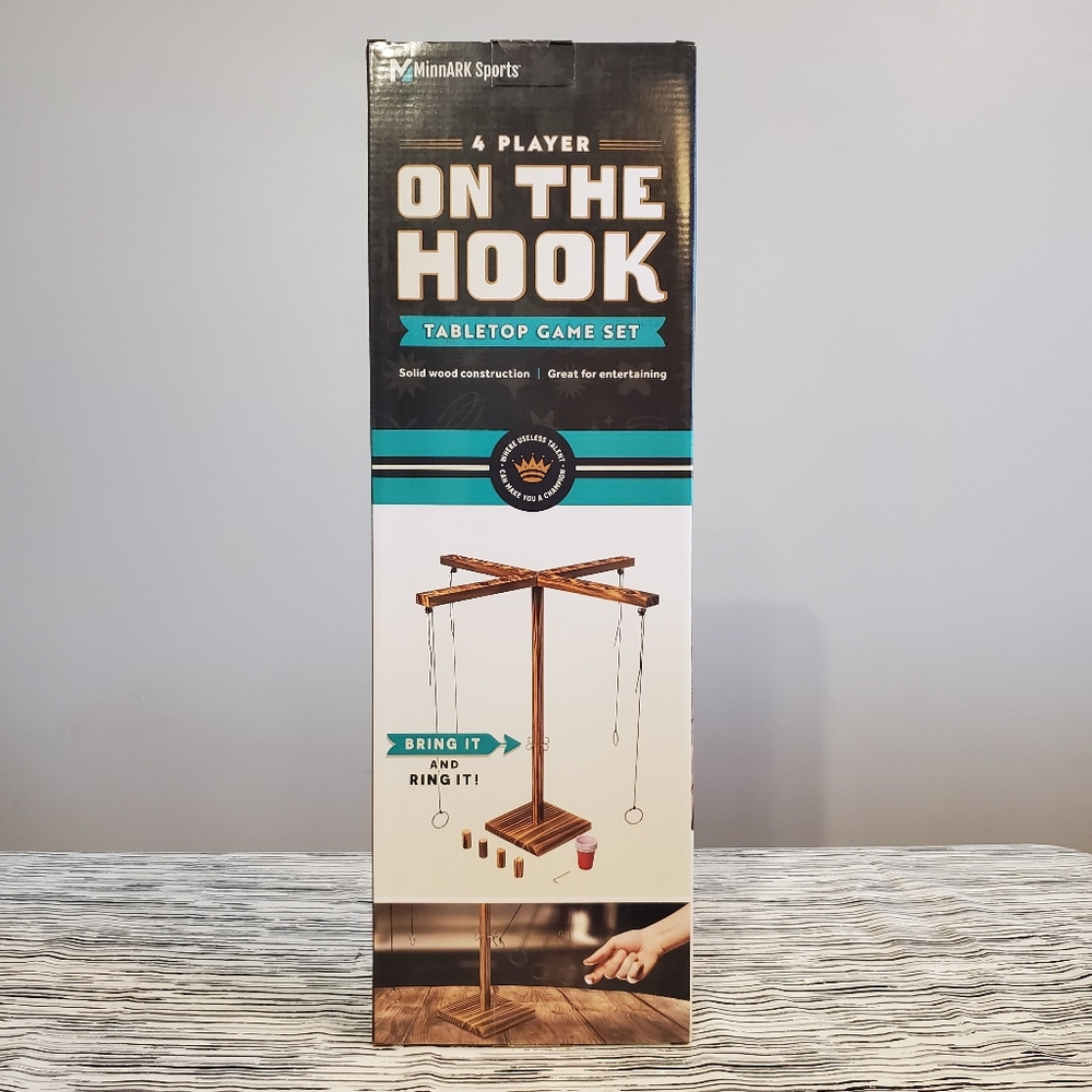 On The Hook Tabletop Game Set